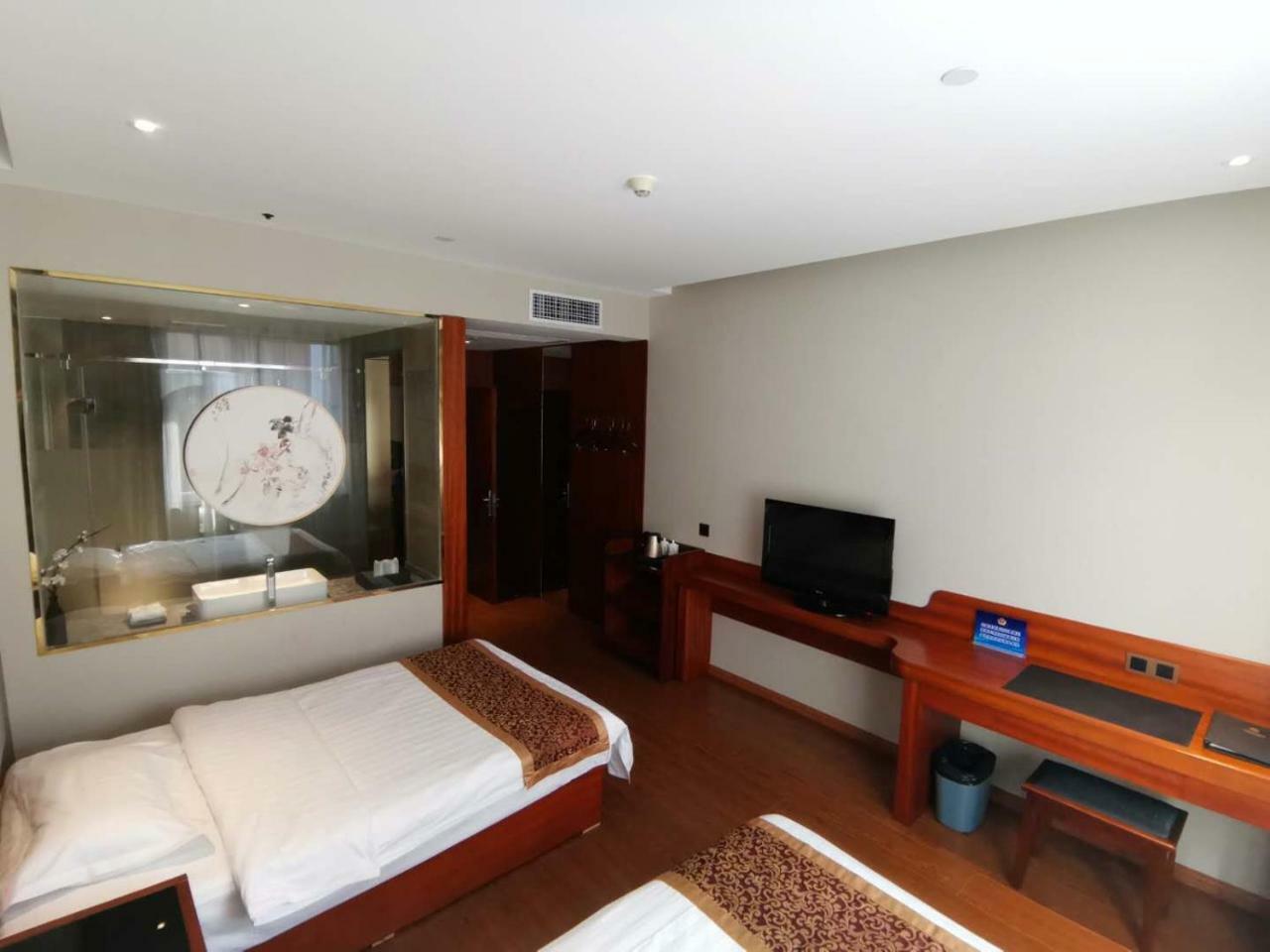 Beijing Gongmei Blue Peacock Business Hotel Buitenkant foto