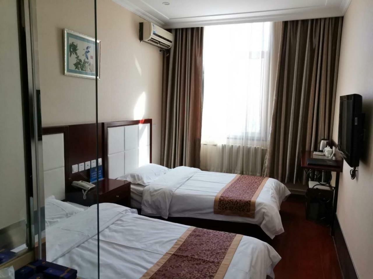 Beijing Gongmei Blue Peacock Business Hotel Buitenkant foto